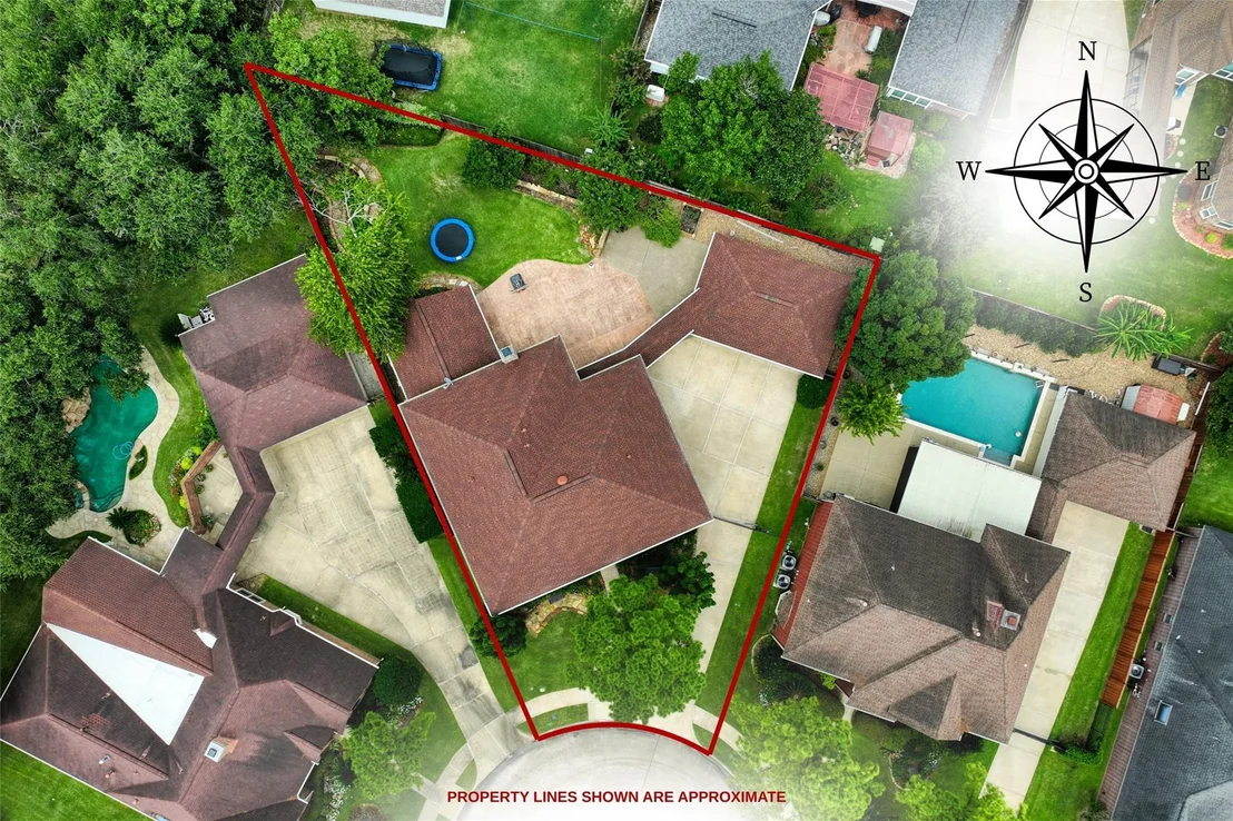 Photo of 24818 Lakebriar Drive
