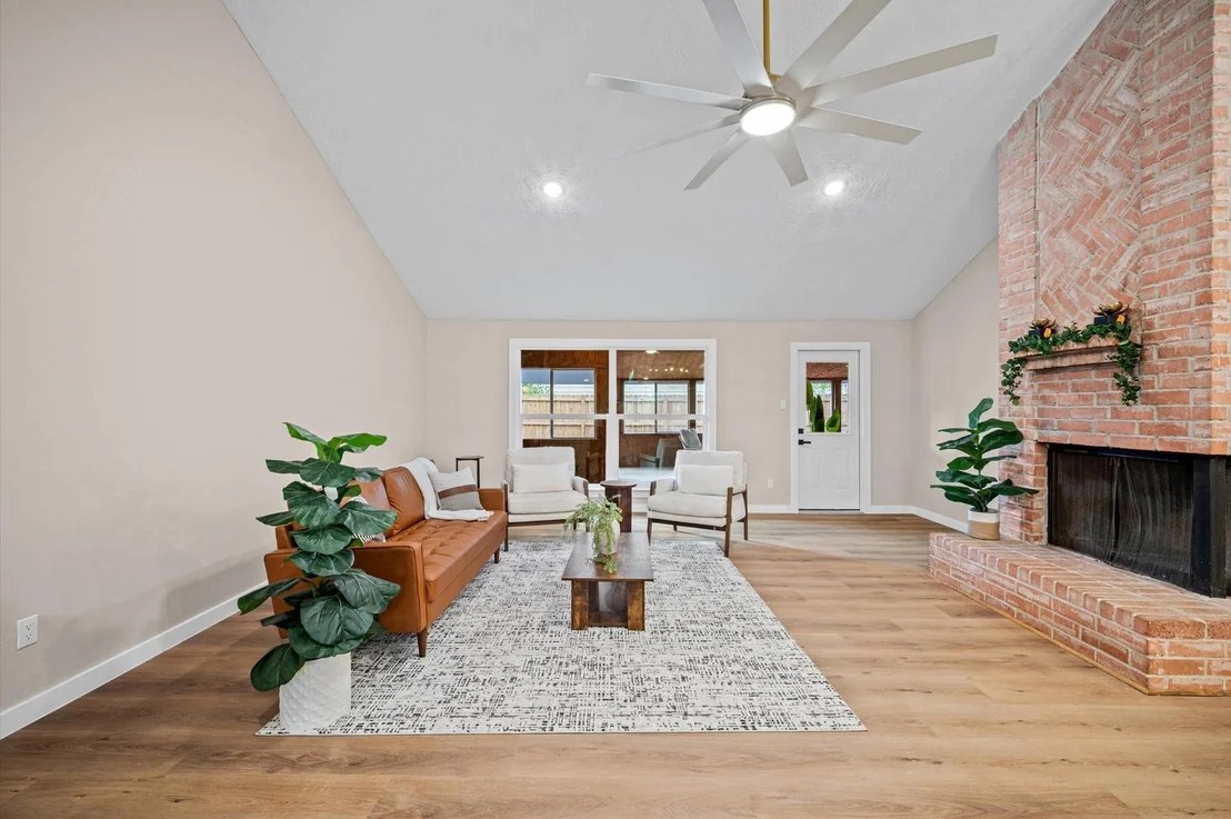 Photo of 4419 Pineville Lane