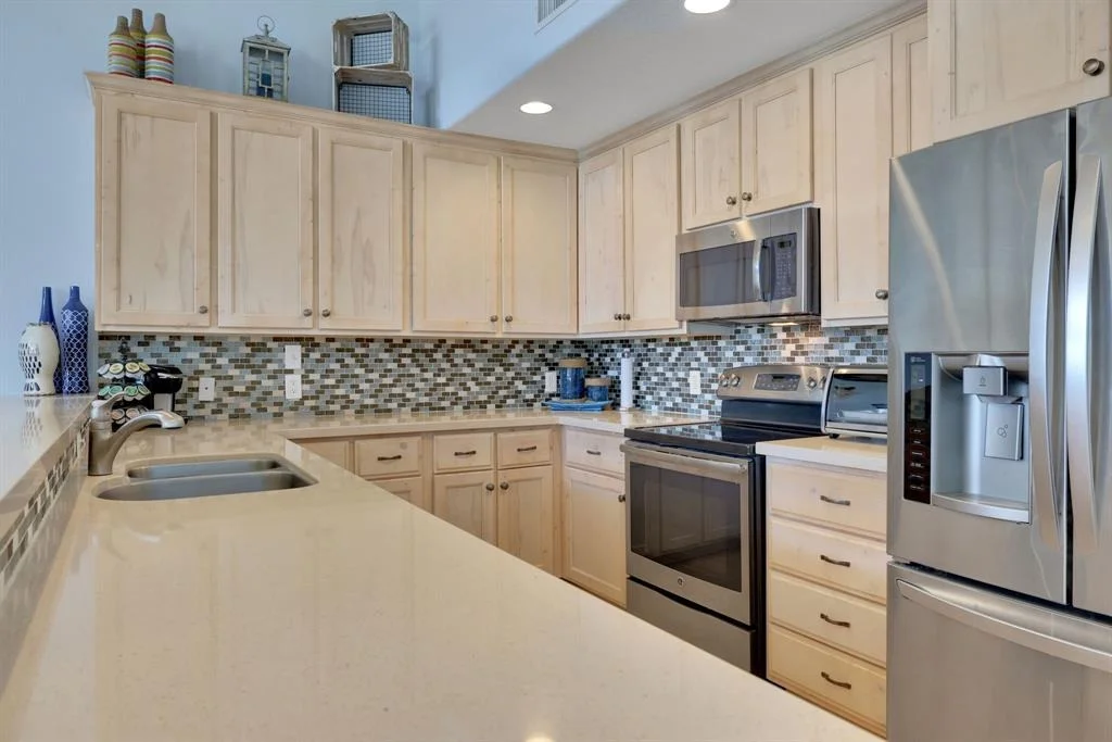 Photo of 221 Harbour Row Drive