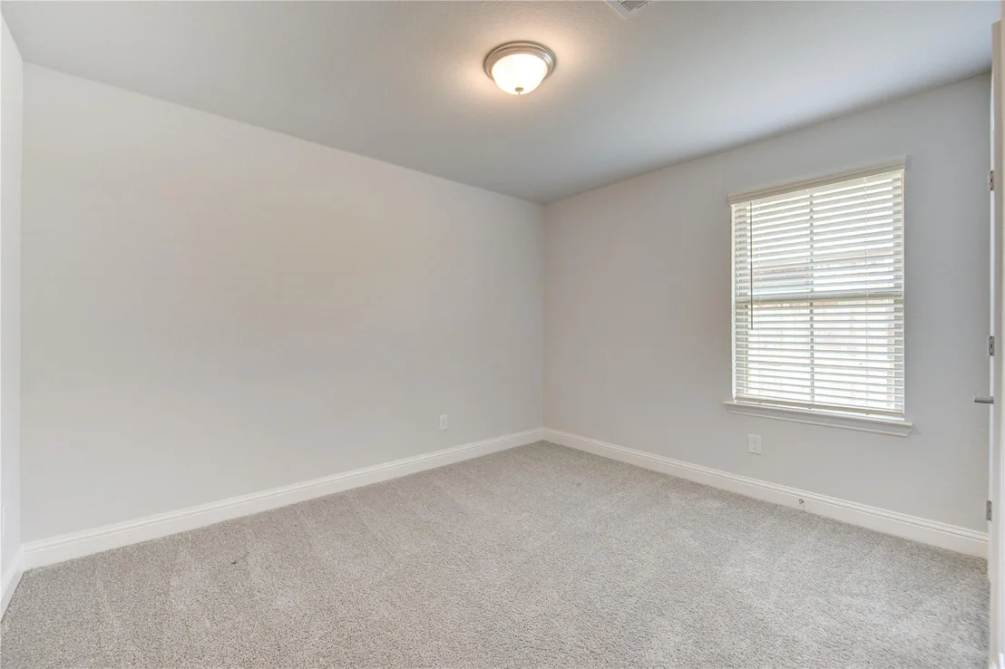 Photo of 412 Sunray Lake Lane