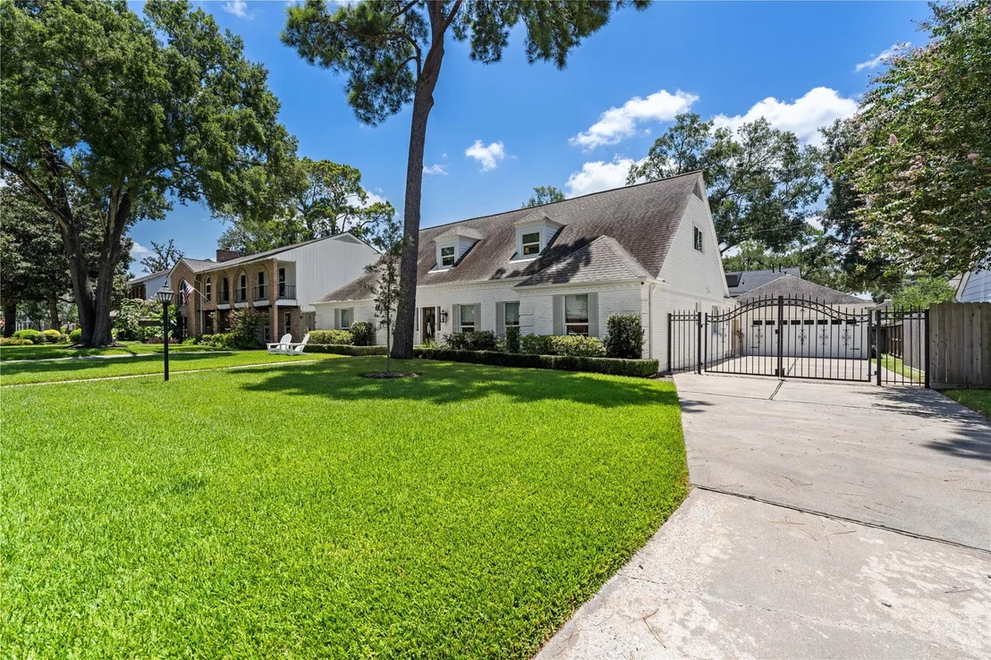 Photo of 14919 Broadgreen Drive