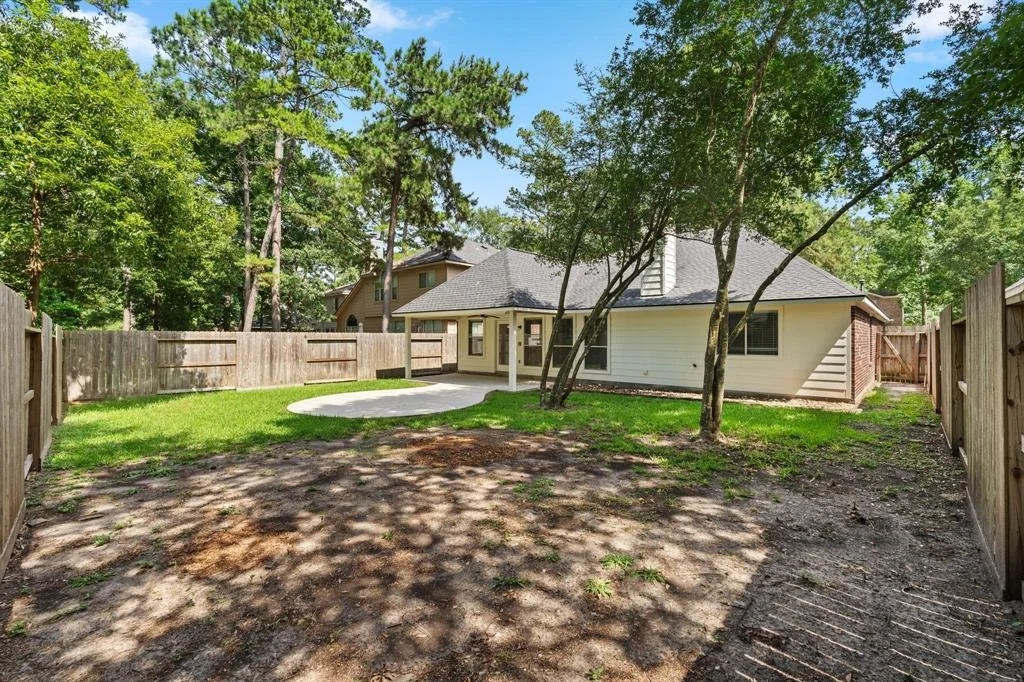 Photo of 42 Windswept Oaks Place