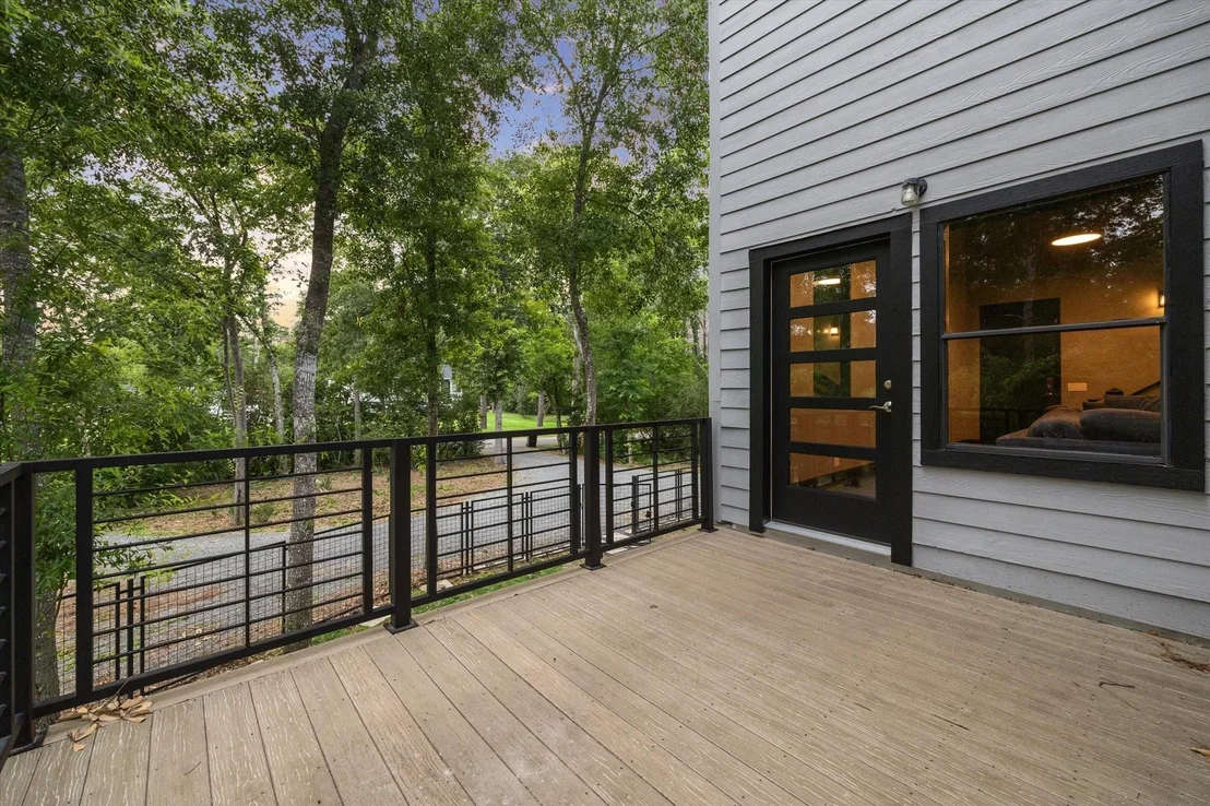 Photo of 11818 Deep Woods Drive