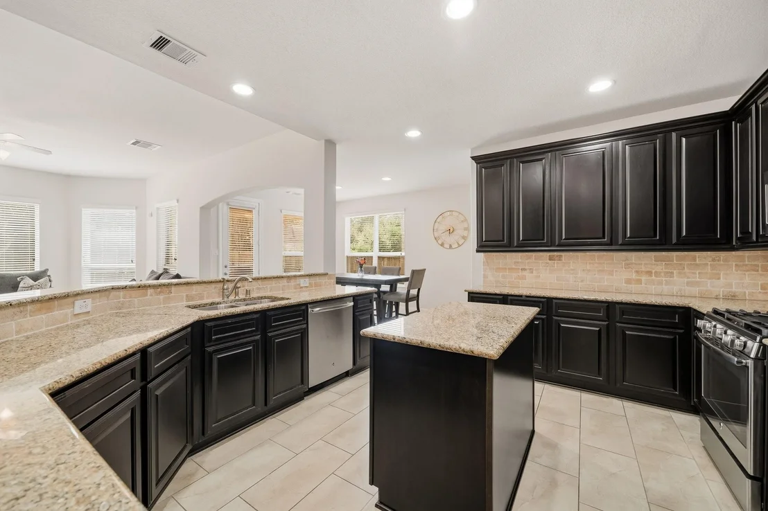 Photo of 3396 Wooded Lane