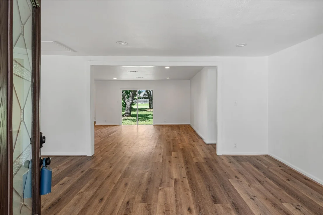 Photo of 2751 Piper Road