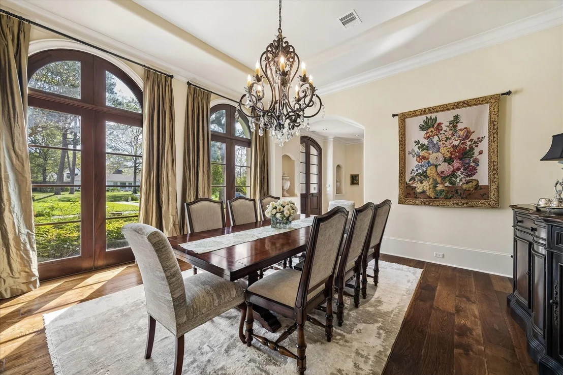Photo of 107 Willowend Drive