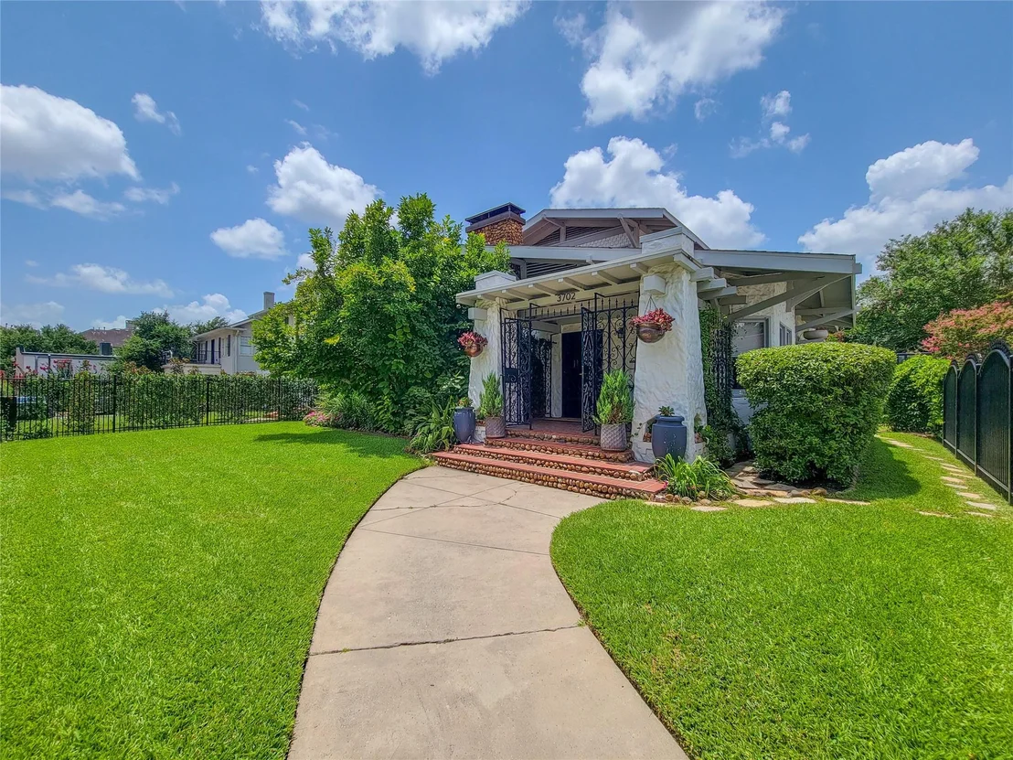 Photo of 3702 Audubon Place