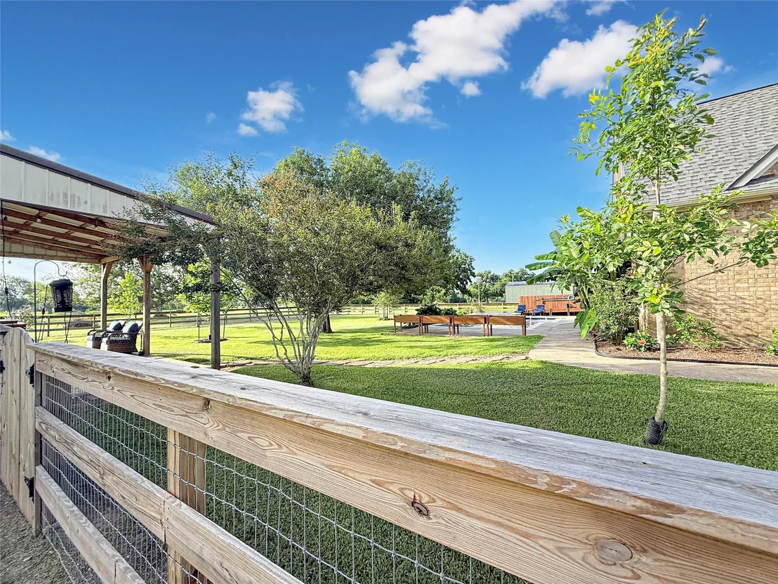 Photo of 807 Mill Road