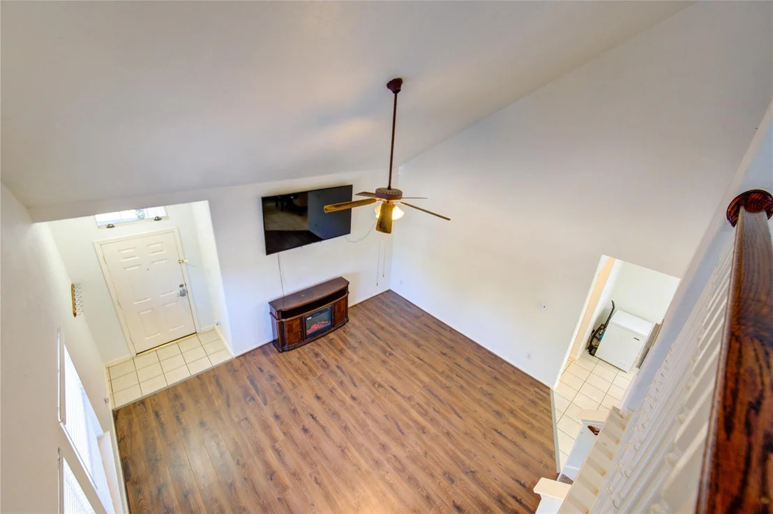 Photo of 10202 Middleglen Lane