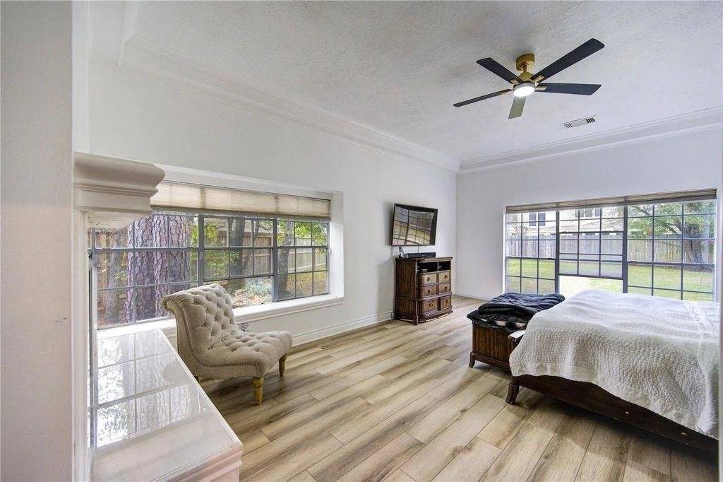 Photo of 16250 Morningbrook Drive