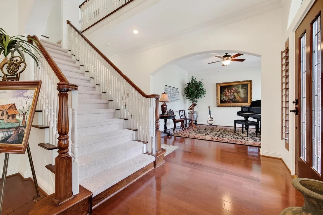 Photo of 15 Stonecliff Circle