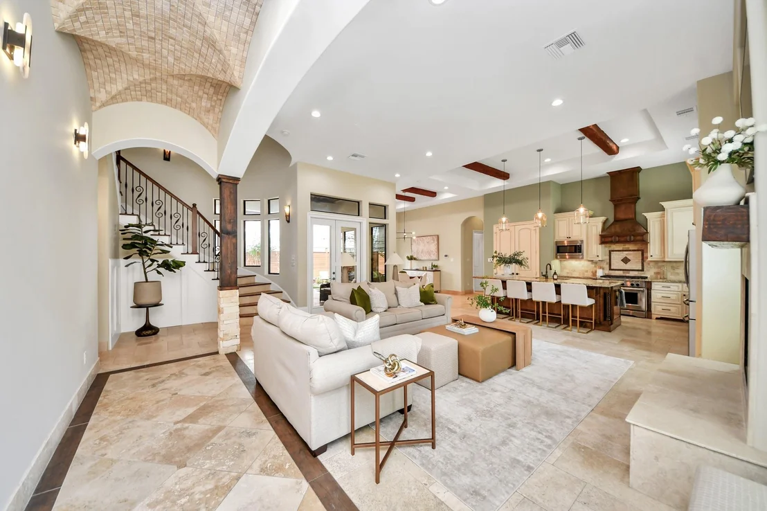 Photo of 1202 Gross Street