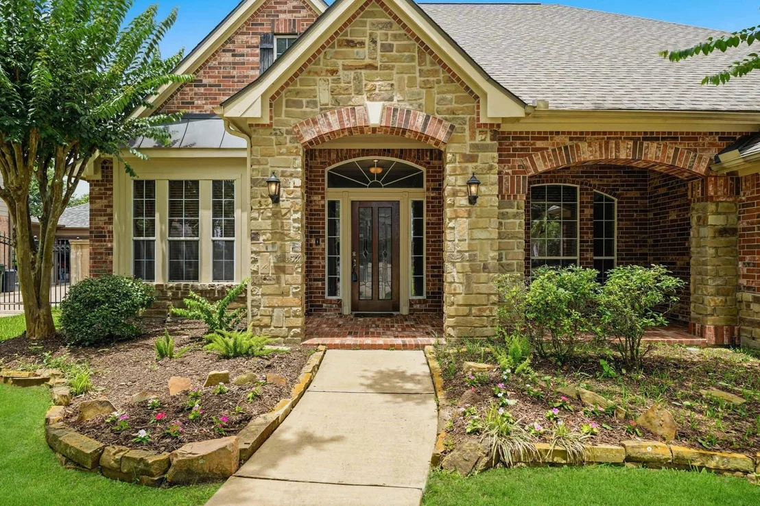 Photo of 2107 Upland Shadows Drive