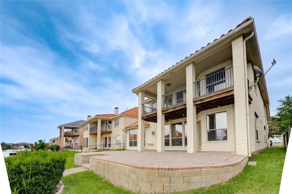 Photo of 14330 Ayers Rock Road