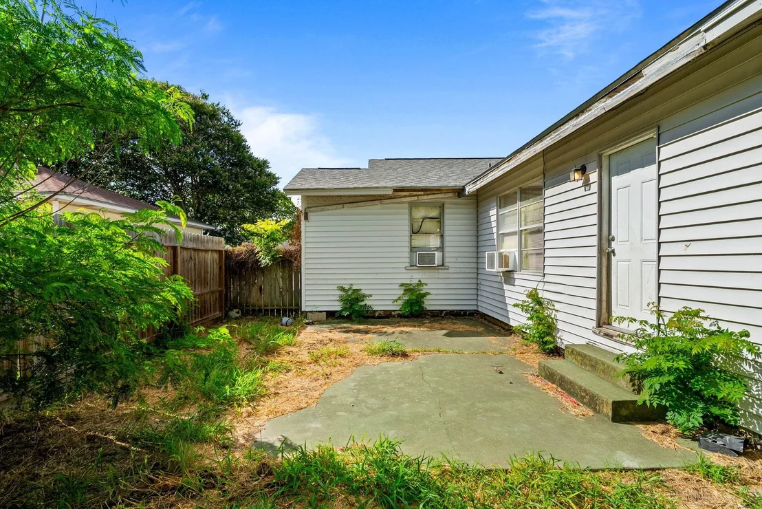 Photo of 1014 Barracuda Place