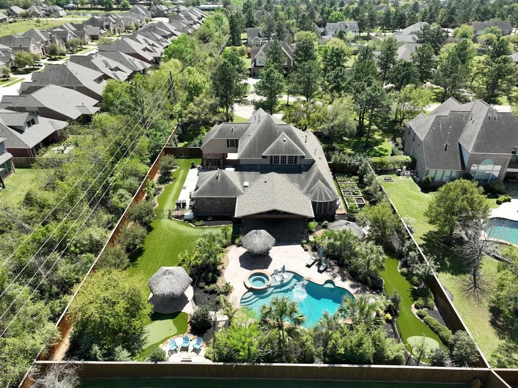 Photo of 6 White Meadow Court