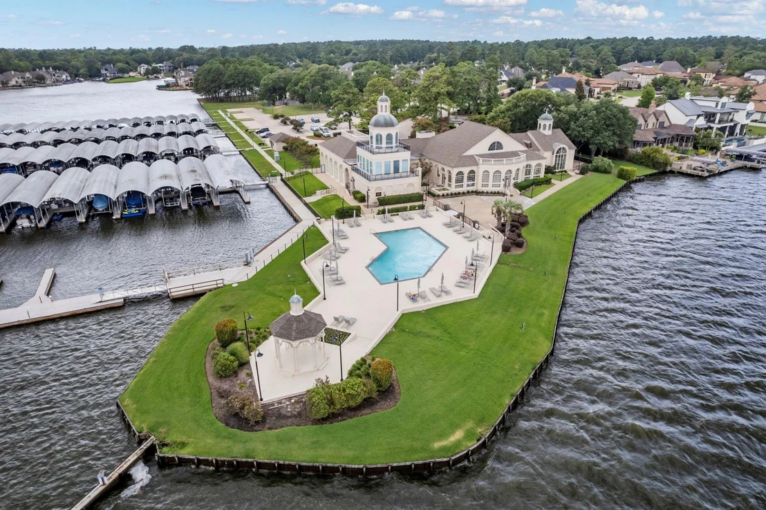 Photo of 38 Benthaven E