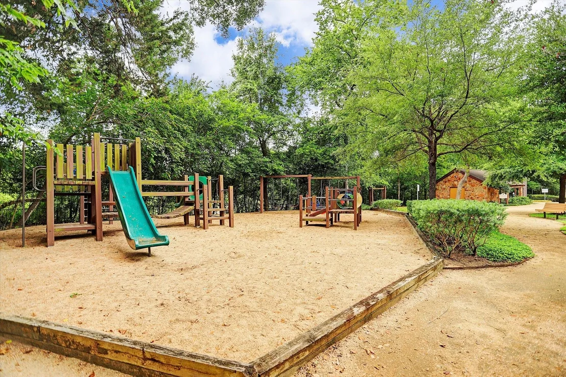 Photo of 11834 Longleaf Lane