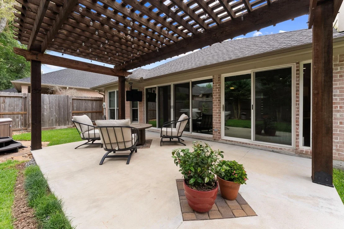 Photo of 23 S Manorcliff Place