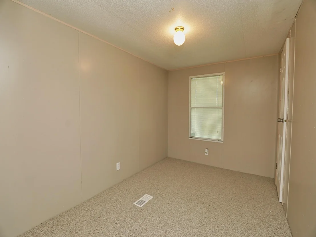 Photo of 210 Floyd St Street