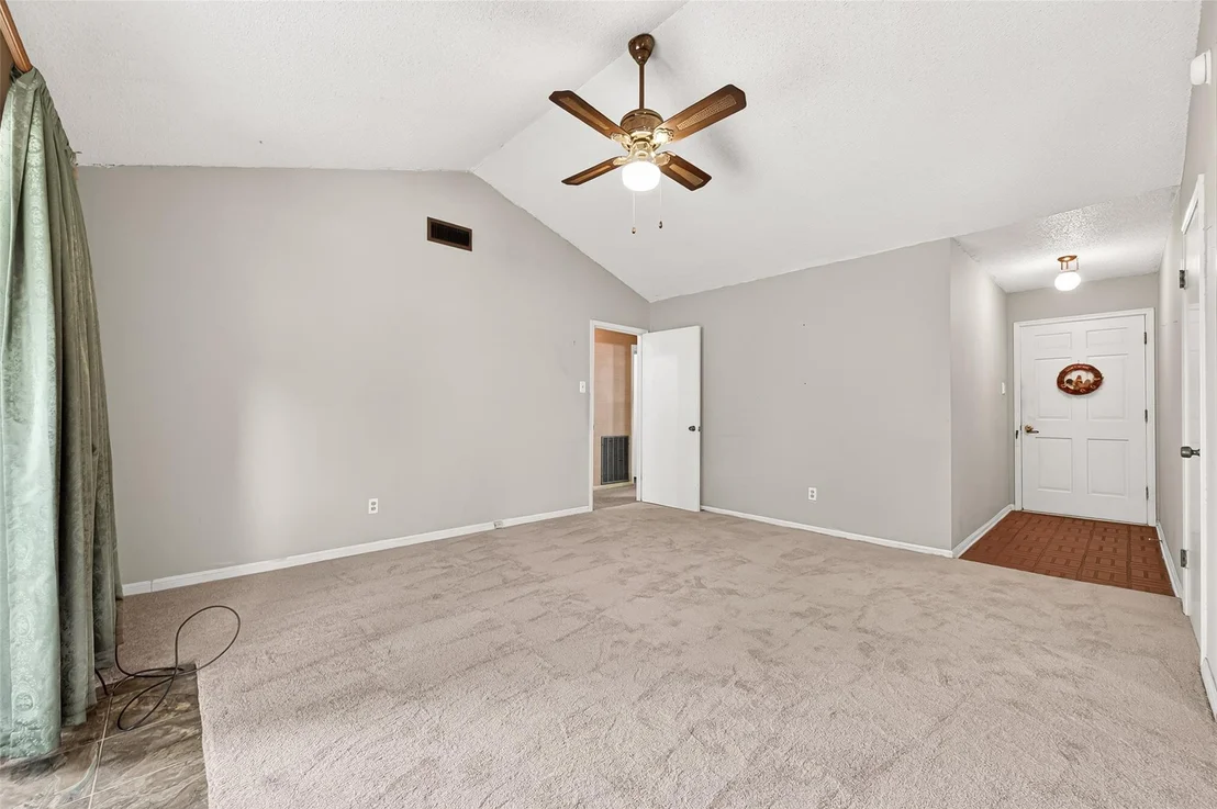 Photo of 2220 Ripple Creek Drive