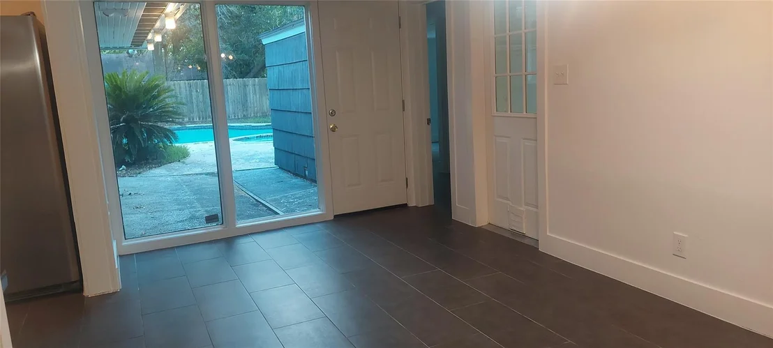 Photo of 4629 Cedar Oaks Lane