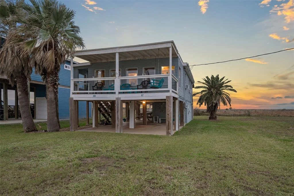 Photo of 385 Beachfront Drive
