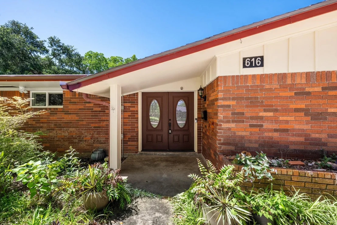Photo of 616 Cannan Drive