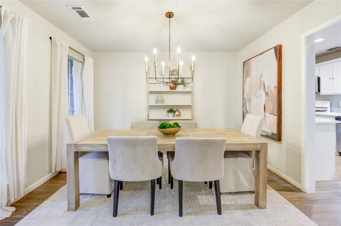 Photo of 2323 Foundary Drive