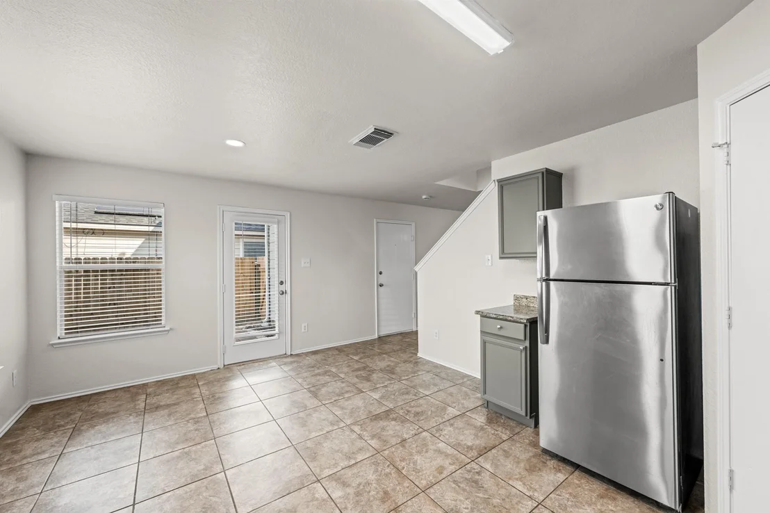 Photo of 11422 Log Cabin Lane
