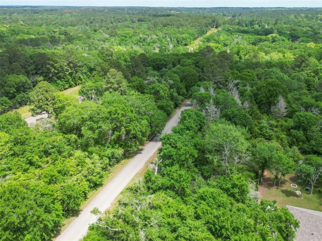 Photo of 38000 Park View Drive