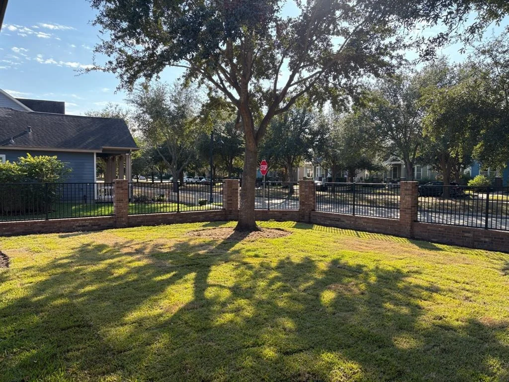 Photo of 18319 Holts Landing Drive