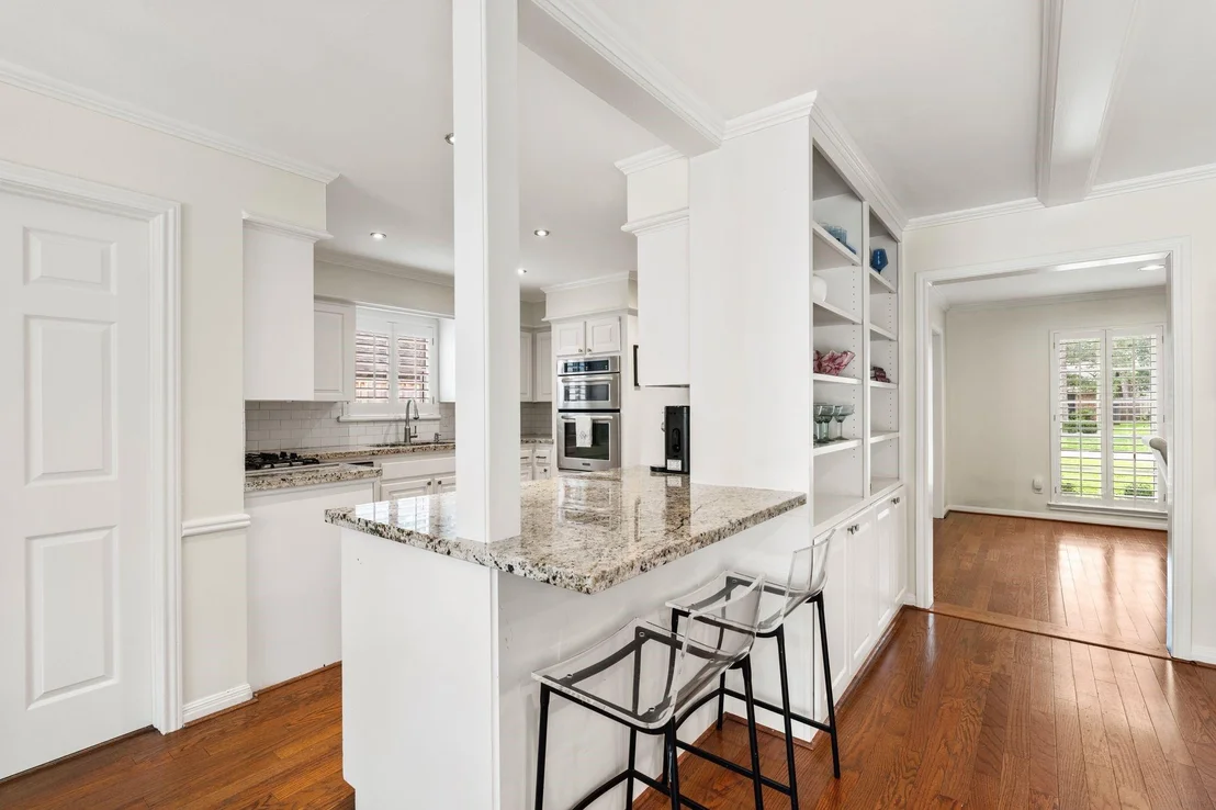Photo of 10215 Green Tree Road