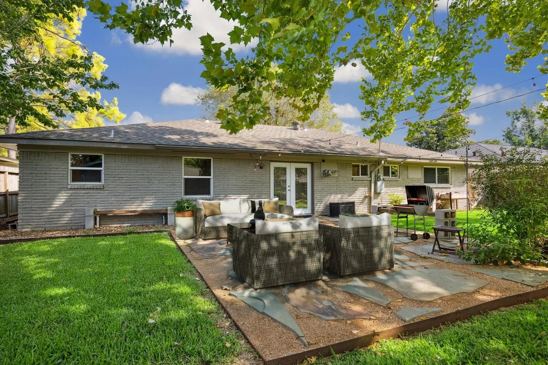 Photo of 5743 Ettrick Drive