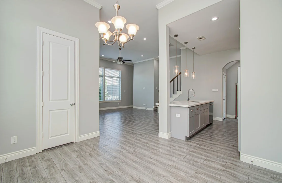 Photo of 8903 Spring Knoll Forest Drive