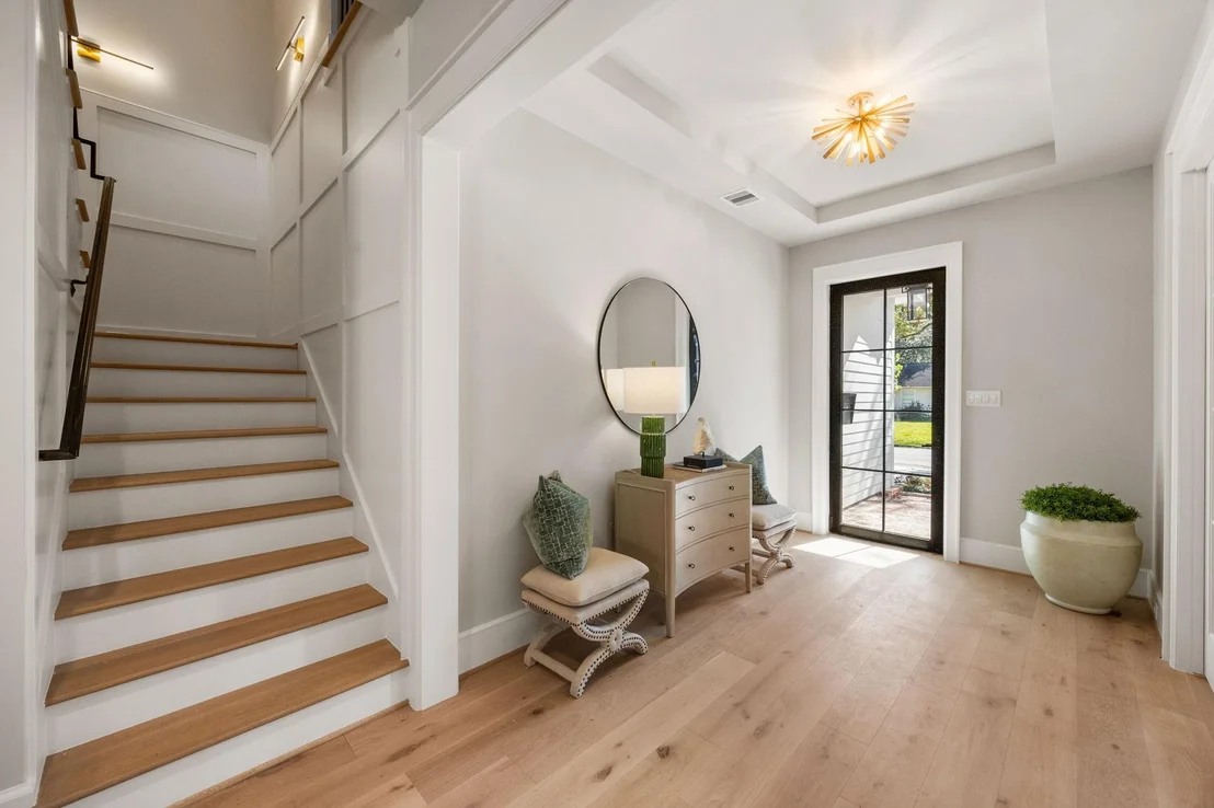 Photo of 4902 Oak Forest Drive