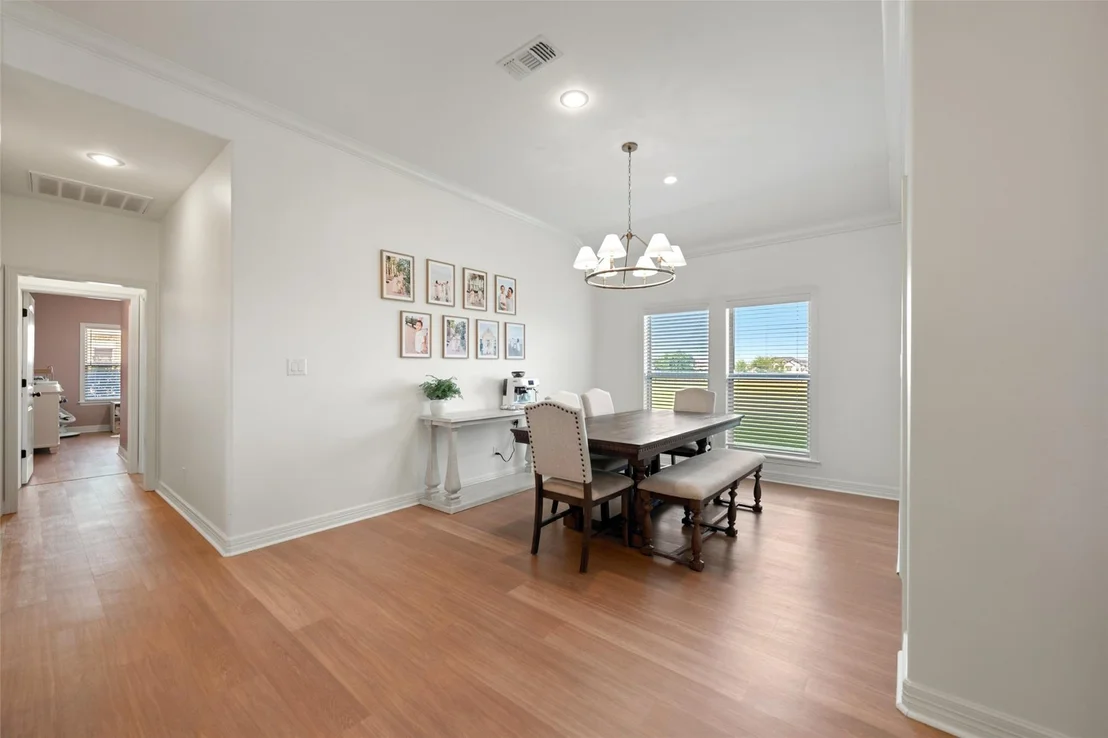 Photo of 135 Wellspring Boulevard