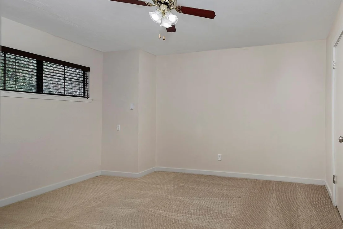 Photo of 650 Bellingrath Park