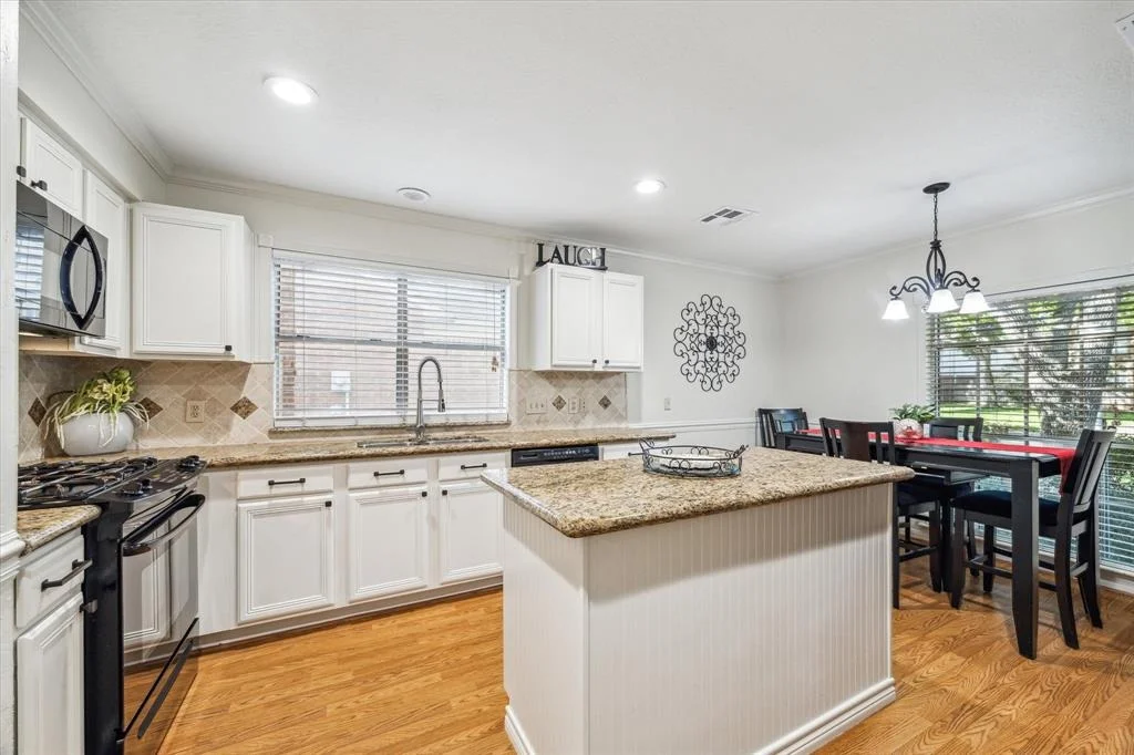 Photo of 1417 Lamplight Trail Drive
