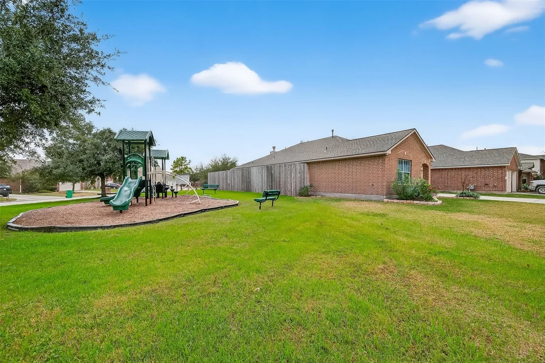 Photo of 25311 Barmby Drive