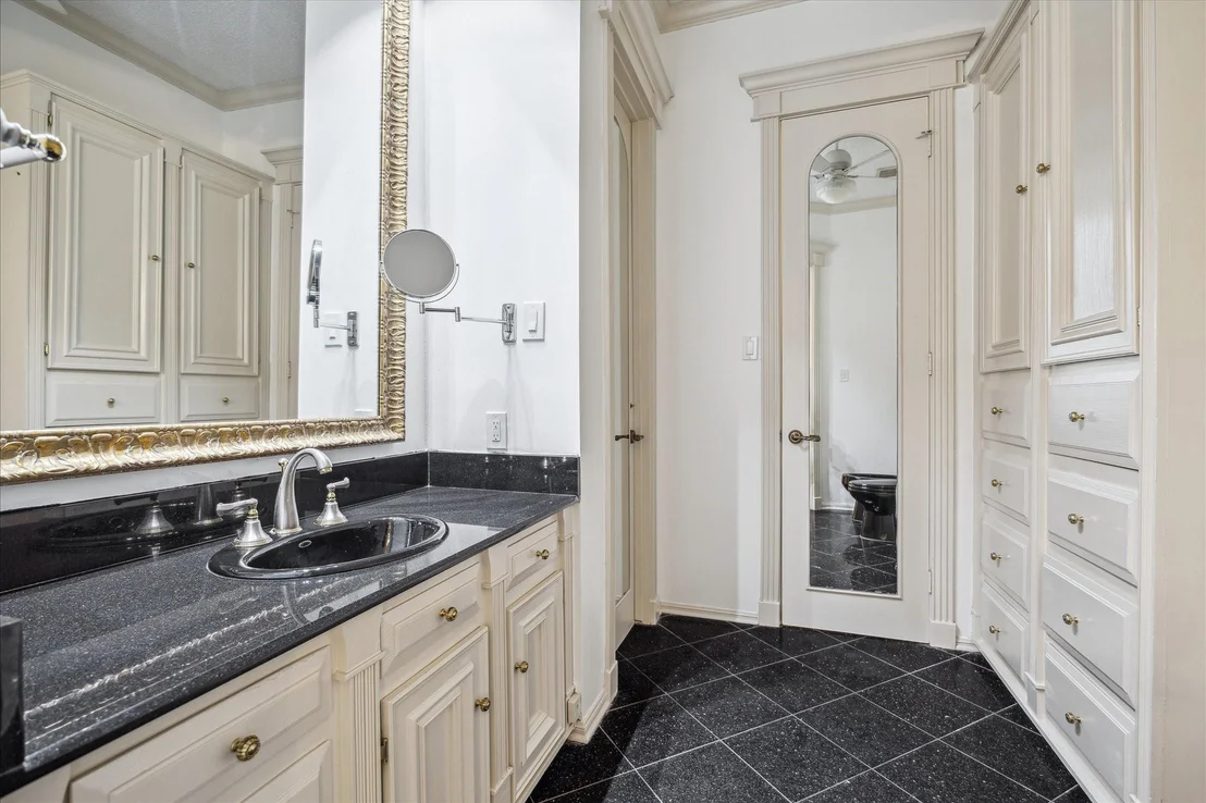 Photo of 45 Bayou Pointe Drive