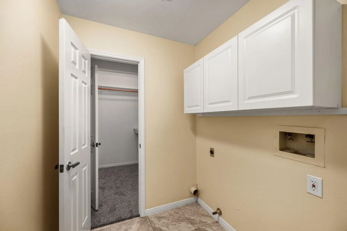 Photo of 12422 Millvan Drive