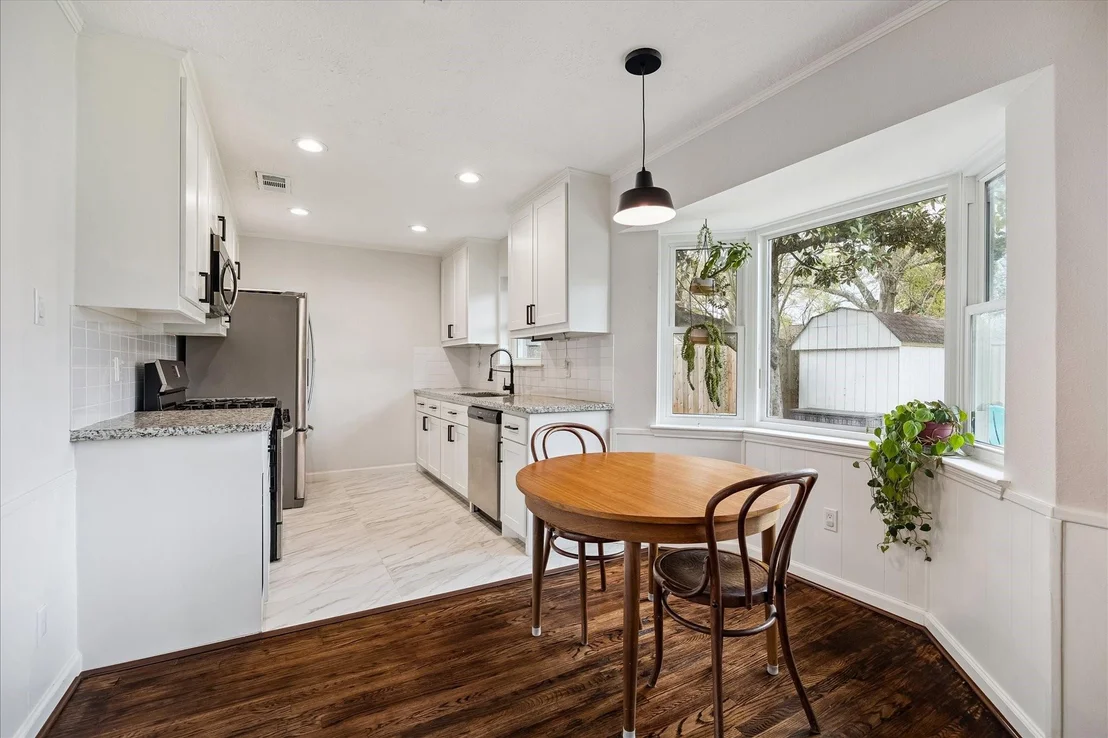 Photo of 9707 Lawngate Drive