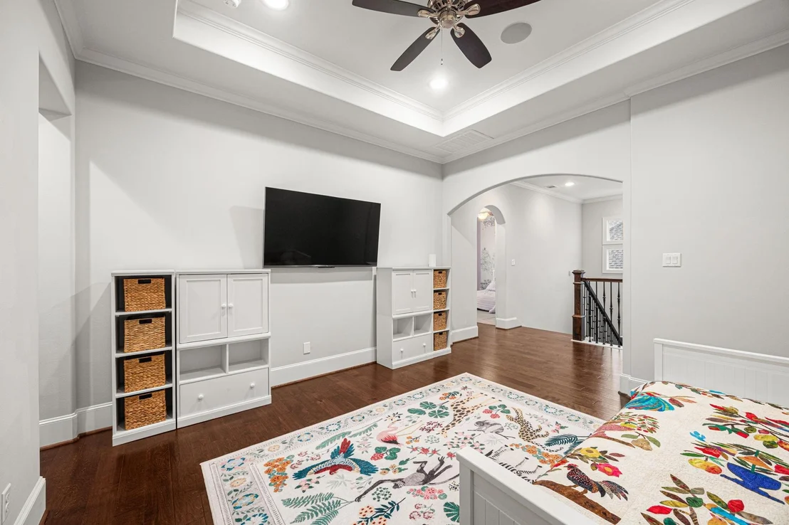 Photo of 1355 Chippendale Road