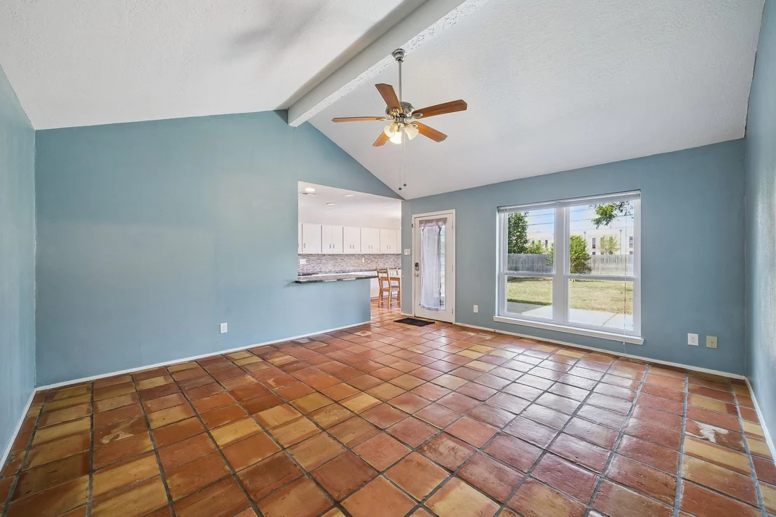 Photo of 5926 Willowbend Boulevard