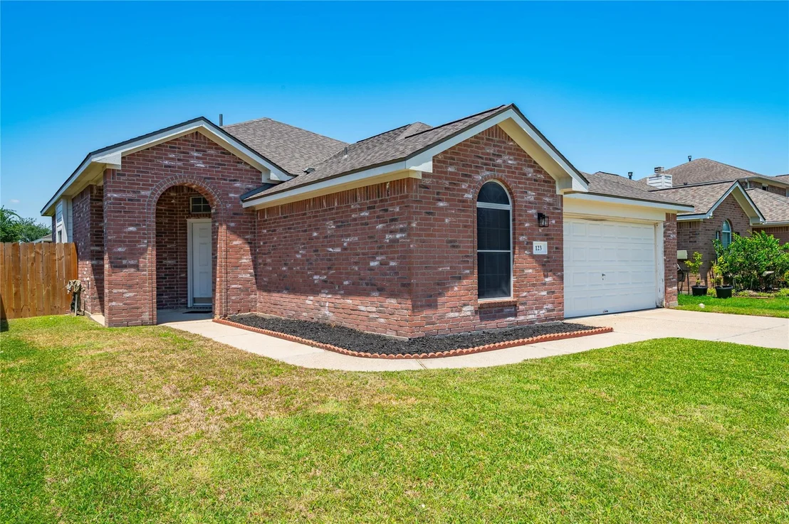 Photo of 123 Sunset Falls Drive
