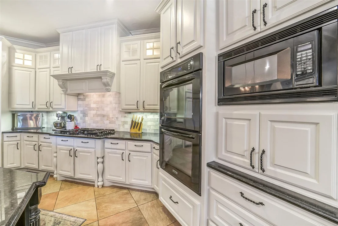 Photo of 22114 Meadowhurst Circle E