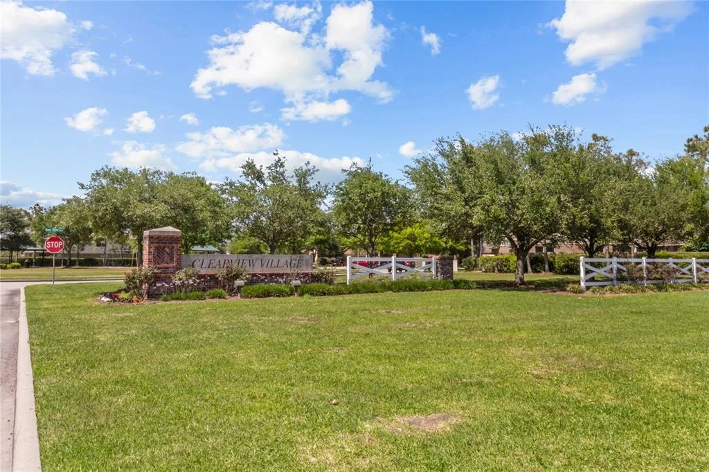 Photo of 10810 Brittan Leaf Lane