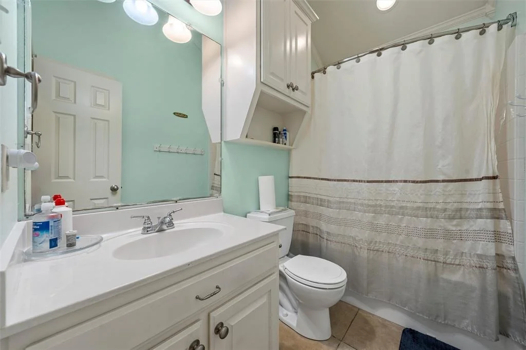 Photo of 2716 Cherokee Lane