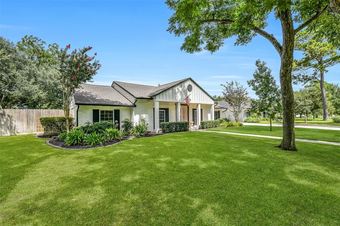 Photo of 9 Earlham Drive